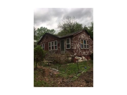 62 Central Ave, Trenton, NJ 08618-1718