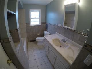 5483 Clement Ave, Cleveland OH  44137-2606 exterior