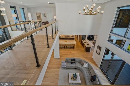 1520 Brookhaven Dr, Mc Lean VA  22101-4127 exterior