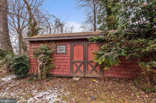 2115 Hanover St, Silver Spring MD 20910-2103 exterior