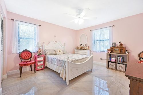 5409 Palmetto Dr, Fort Pierce FL  34982-7481 exterior