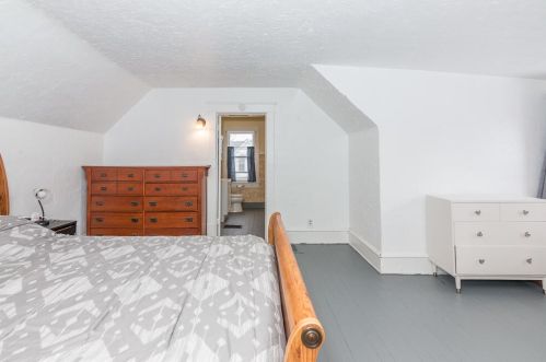 604 Pine St, Three Rivers MI  49093-1458 exterior