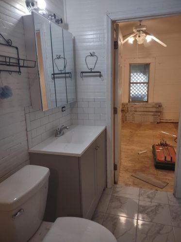 801 Citrus Ave, Fort Pierce, FL 34950-8552