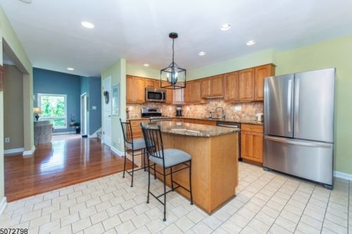 29 Cedarwood Ter, West Paterson NJ exterior