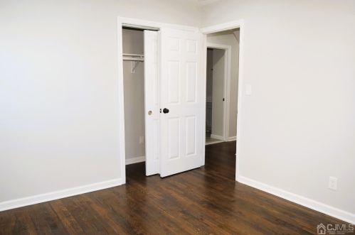 38 Wall St, Metuchen NJ  08840-2858 exterior