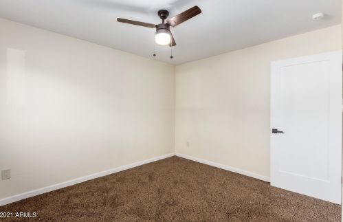 1427 El Camino Dr, Phoenix AZ 85051-4626 exterior