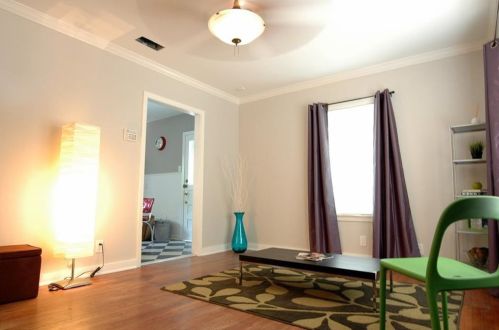 409 Croslin St, Austin TX  78752-2435 exterior