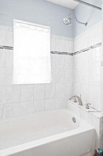 513 Sparkman Ave, Duluth MN 55803-2311 exterior