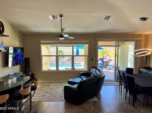 10020 5th St, Phoenix AZ  85042-8311 exterior