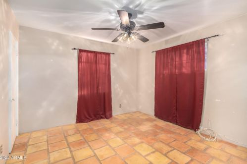 2116 Avalon Dr, Phoenix AZ 85015-5605 exterior