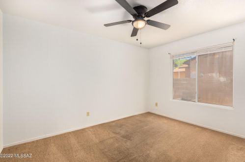 9962 Depot Dr, Tucson AZ 85747-5158 exterior