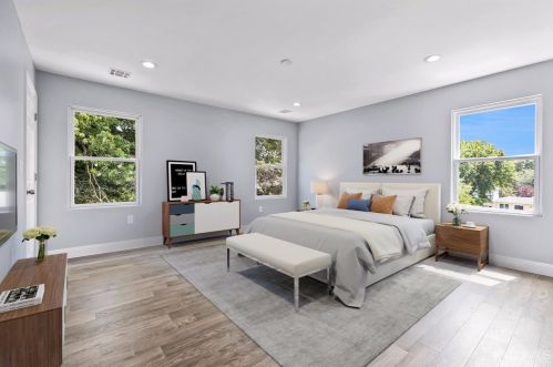 28 Twain Ave, Old Bridge NJ  08857-2110 exterior