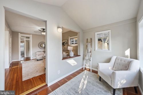 1504 Lawrence St, Washington DC 20017-2913 exterior