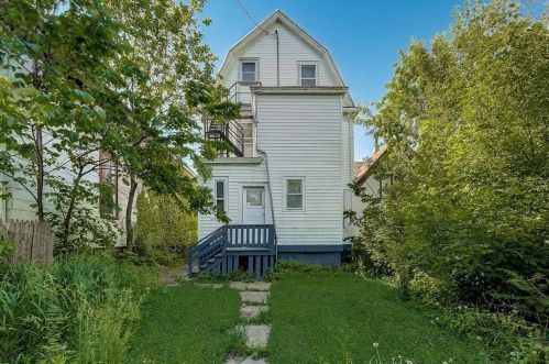 2612 Forest Home Ave, Milwaukee WI  53215-2961 exterior