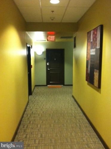 113 Bread St, Philadelphia PA 19106-4610 exterior