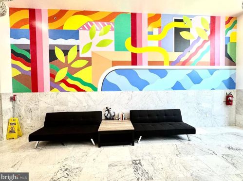 1220 Hamilton St, Philadelphia, PA 19123-3607