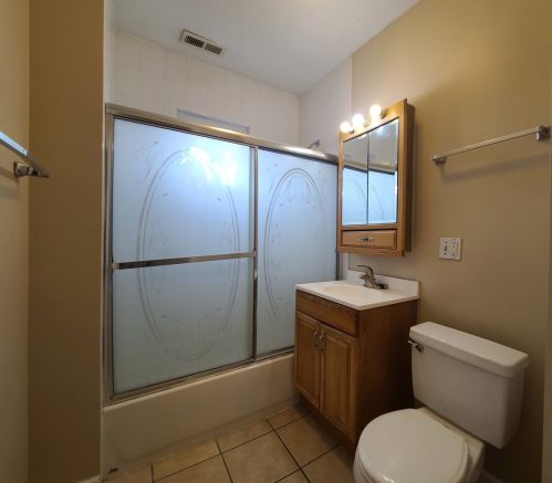 12040 State St, Chicago IL 60628-6643 exterior