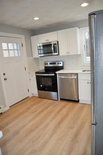 100 Marian Ln, Woonsocket RI  02895-6076 exterior