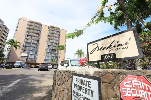 1050 Kinau St, Honolulu HI  96814-1046 exterior