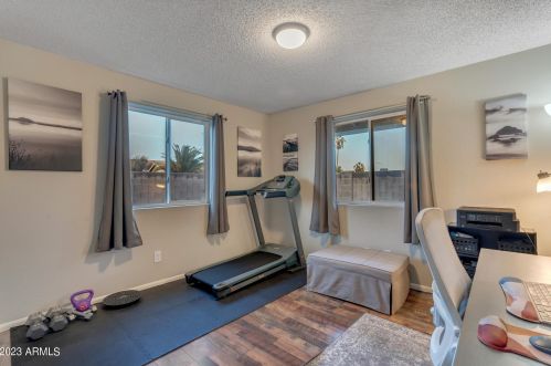 970 Gary Dr, Chandler AZ  85225-1437 exterior