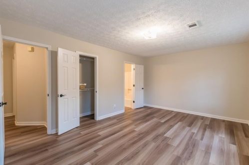 217 Braxton Pl, Tucker GA 30084-1872 exterior