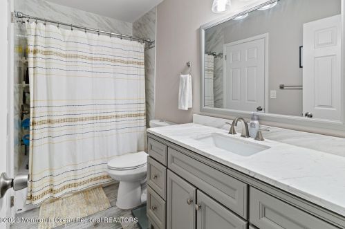 1300 Dahlia Ct, Jackson Twp NJ  08527-4131 exterior