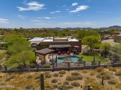 40115 3rd St, Phoenix AZ  85086-8606 exterior