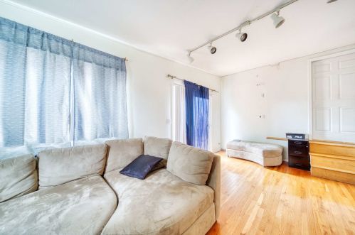 1000 8 Ave, Broadview IL 60153-1903 exterior