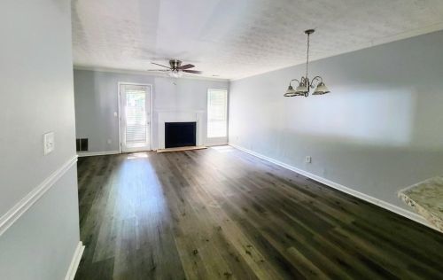 3738 Jamestown Ct, Atlanta, GA 30340-2815