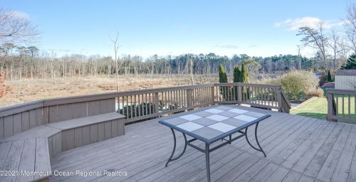 17 Cottonwood Dr, Jackson Twp NJ 08527-4940 exterior