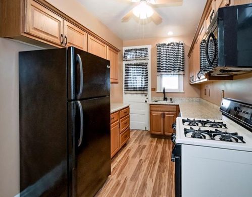 2355 Bensonia Ave, Pittsburgh PA 15216-3443 exterior