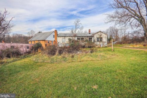 211 Ednor Rd, Silver Spring MD 20905-5134 exterior