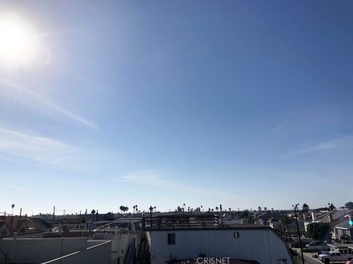 320 Rossmore Dr, Oxnard CA  93035-4465 exterior