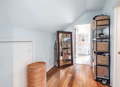 80 Roseland Ter, Springfield MA  01106-1128 exterior