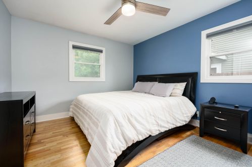 2019 Bloomfield Ave, Kalamazoo MI 49001-5212 exterior