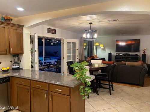 22814 30 Ave, Phoenix AZ 85017-3423 exterior