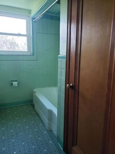 118 Natchez St, Pittsburgh PA 15211-1906 exterior