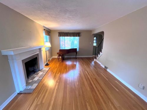 611 Overlook Dr, Pittsburgh PA  15216-1217 exterior