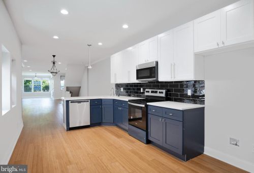 5725 17 St, Philadelphia PA 19132-3927 exterior