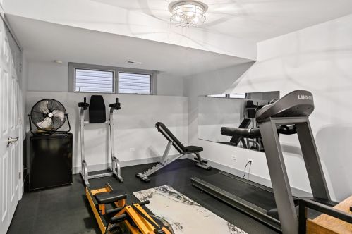 1751 Fairfield Ave, Chicago IL 60632-2211 exterior