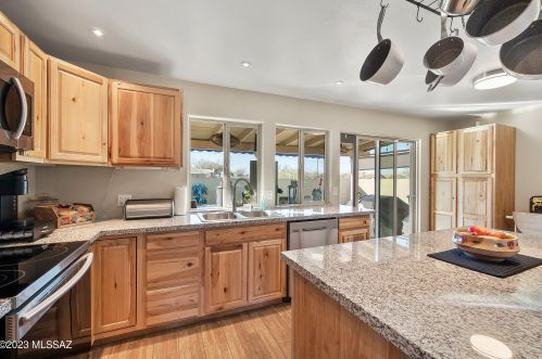 10302 Calle Del Este, Tucson AZ  85748-6845 exterior