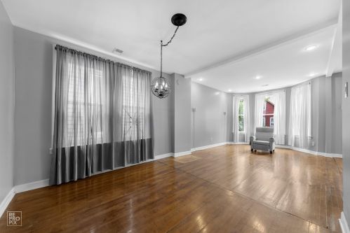 1717 Artesian Ave, Chicago IL 60629-1116 exterior