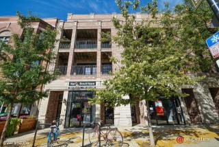 2142 Division St, Chicago, IL 60622-8898