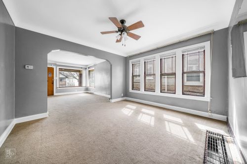 10150 Perry Ave, Chicago, IL 60628-2027