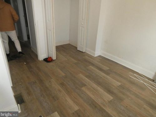 2210 17 St, Philadelphia PA 19132-4404 exterior