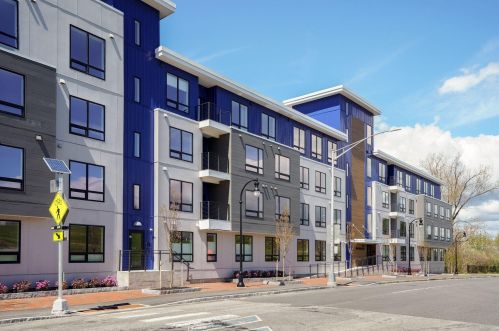 218 Washington Ave, Portland ME  04101-2632 exterior