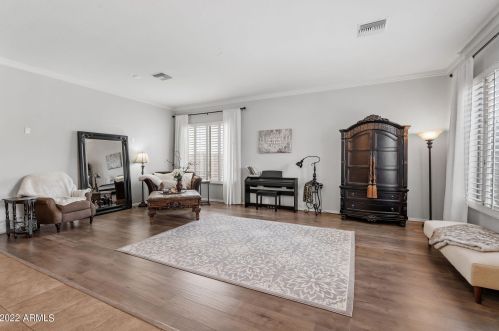 2425 Barbie Ln, Phoenix AZ  85085-5004 exterior