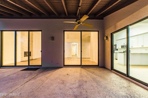 5860 Bright Star Dr, Tucson AZ  85718-3429 exterior