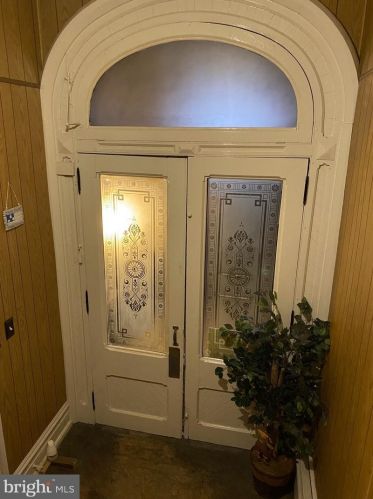 219 Mahantongo St, Primrose, PA 17901-3040