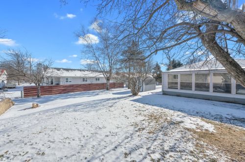 709 30 St, Manitowoc WI 54220-4305 exterior